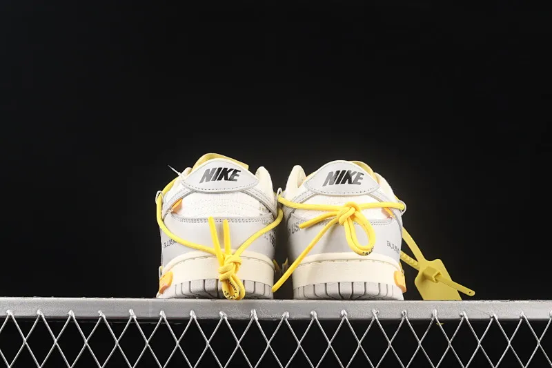 All Categories Nk SB Dunk Series Nk SB Dunk Low Low-top Sneakers Pure Original Version OF x Nk Dunk Low OW Gray Casual Sports Skateboard Shoes DM1602-103